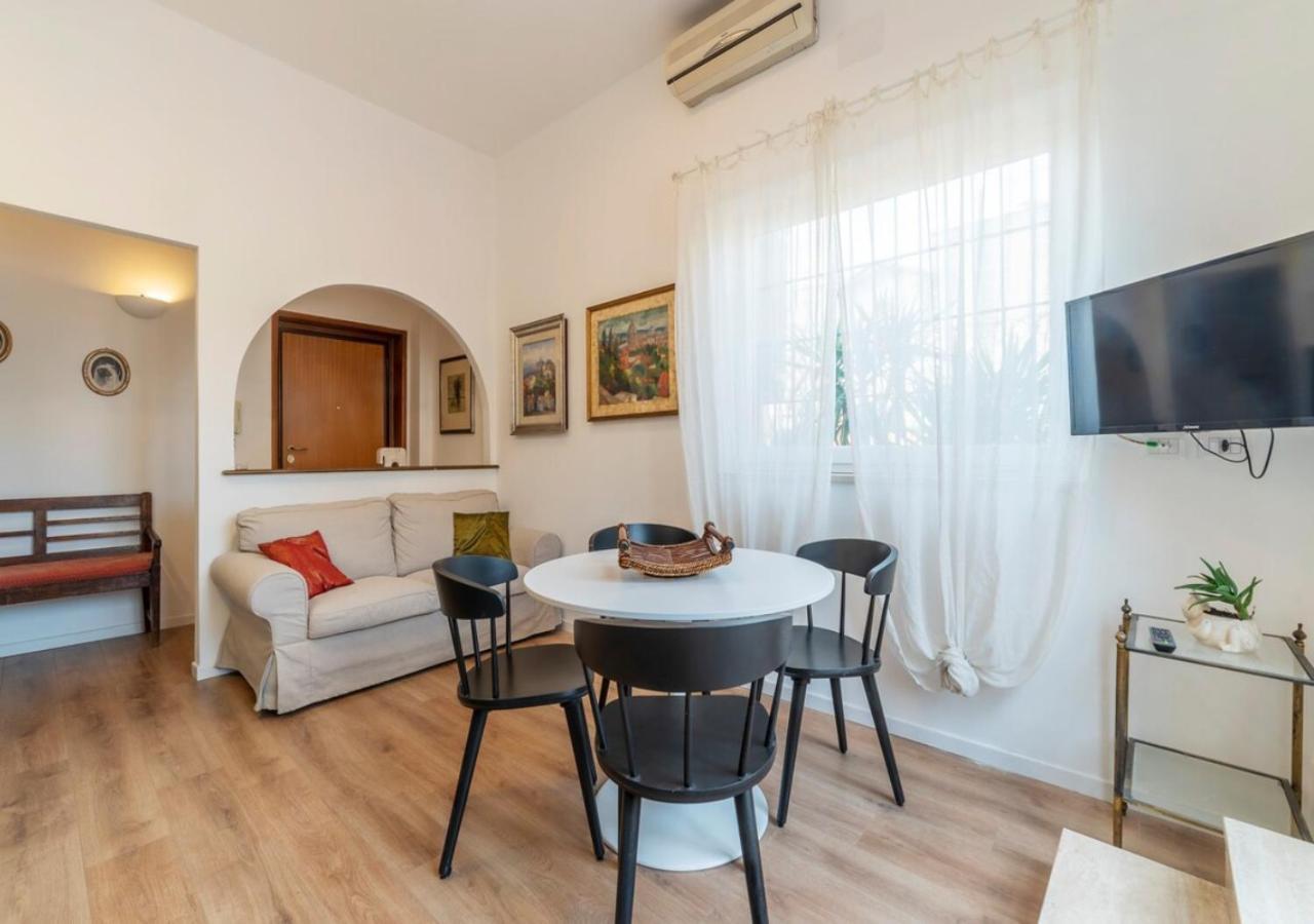 Elegant, With Private Terrace Next To The Vatican ローマ エクステリア 写真